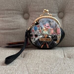 Nicole Lee NWT Pink & Black New York Scene Kiss-Lock Coin Purse